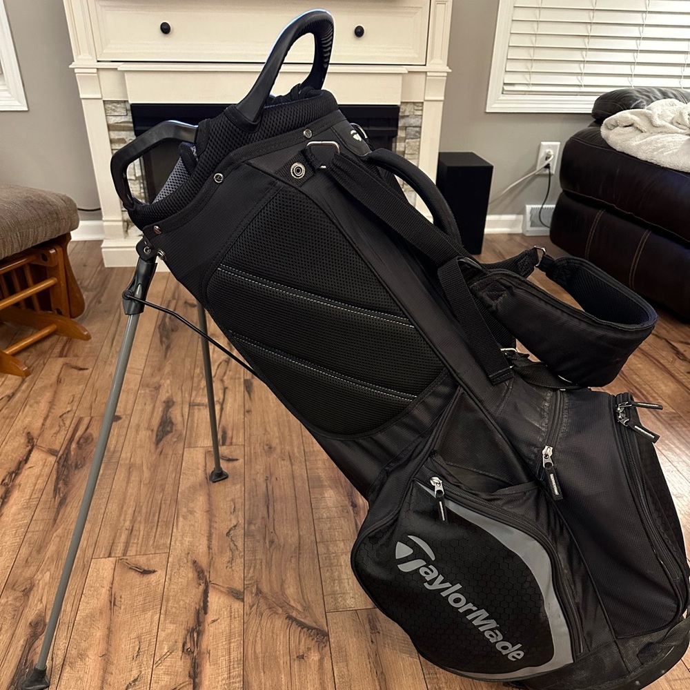 Taylormade Golf Carry / Stand Bag